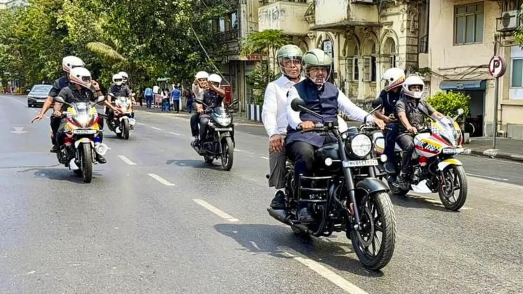 CM