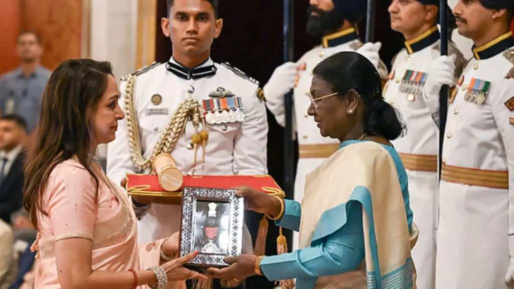 Dharmendra Honoured with Padma Vibhushan Posthumously, Hema Malini Receives Award 4 Padma