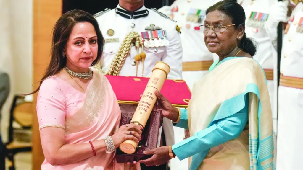 Dharmendra Honoured with Padma Vibhushan Posthumously, Hema Malini Receives Award 2 Padma